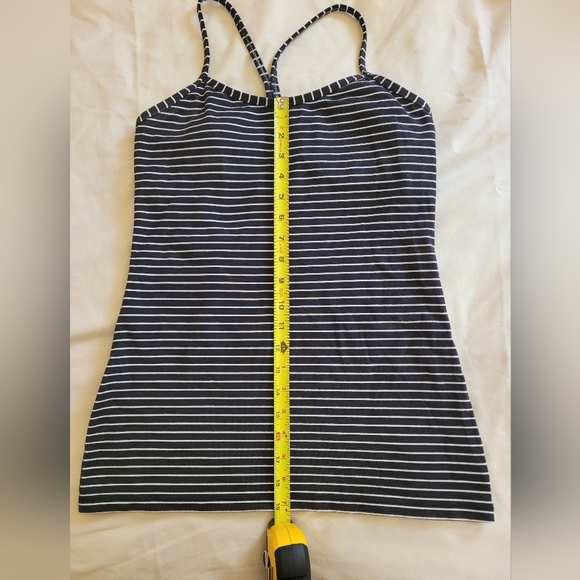 Lululemon Tank 8 - Picture 9 of 12
